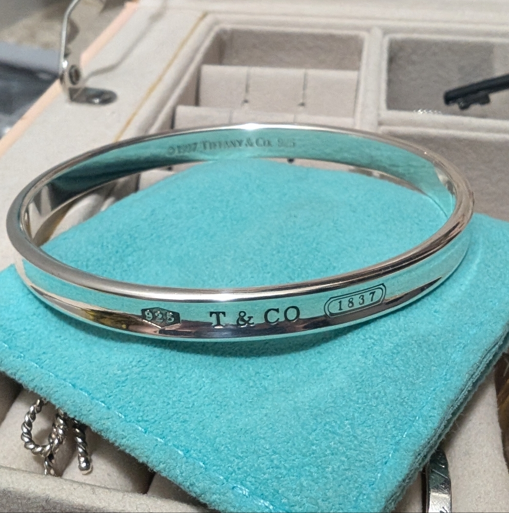 Tiffany 1837 bangle bracelet